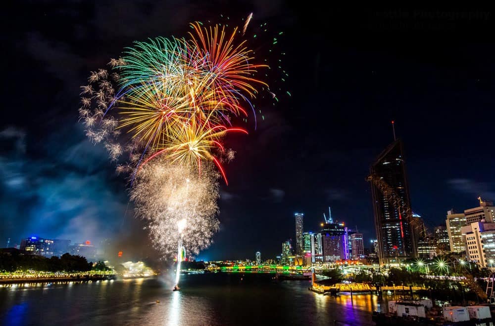 Skylighter Fireworks - Queensland - Barge Fireworks