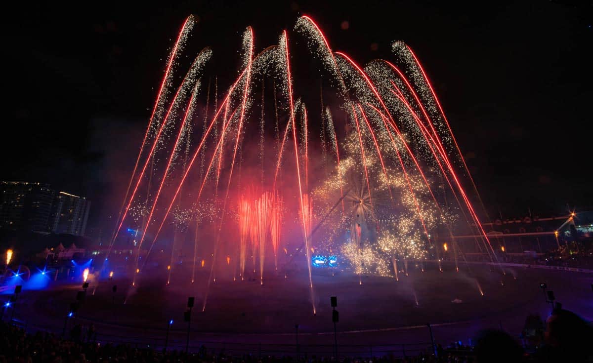 Skylighter Fireworks - Brisbane - Show Society Fireworks