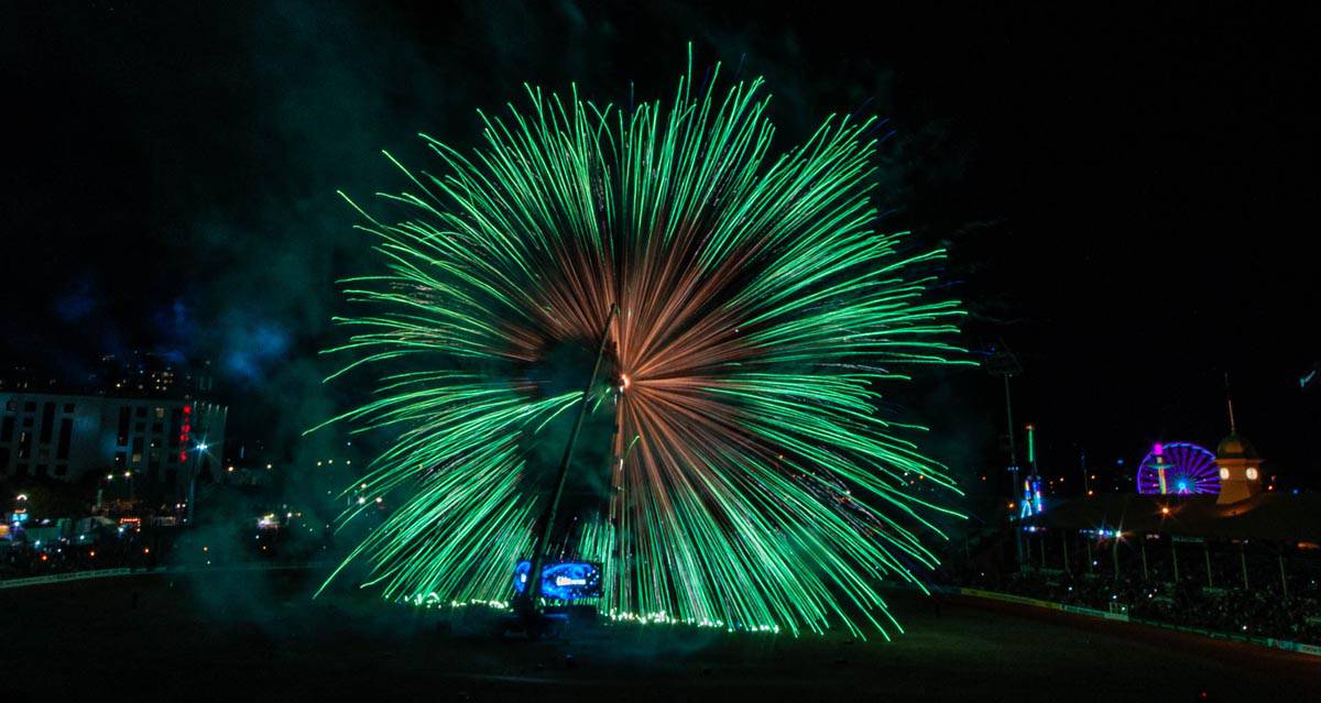 Skylighter Fireworks - Brisbane - Show Society Fireworks